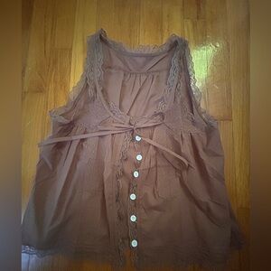 Brown lace sleeveless top NWOT